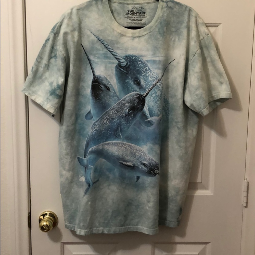 The Mountain plus size T-shirt